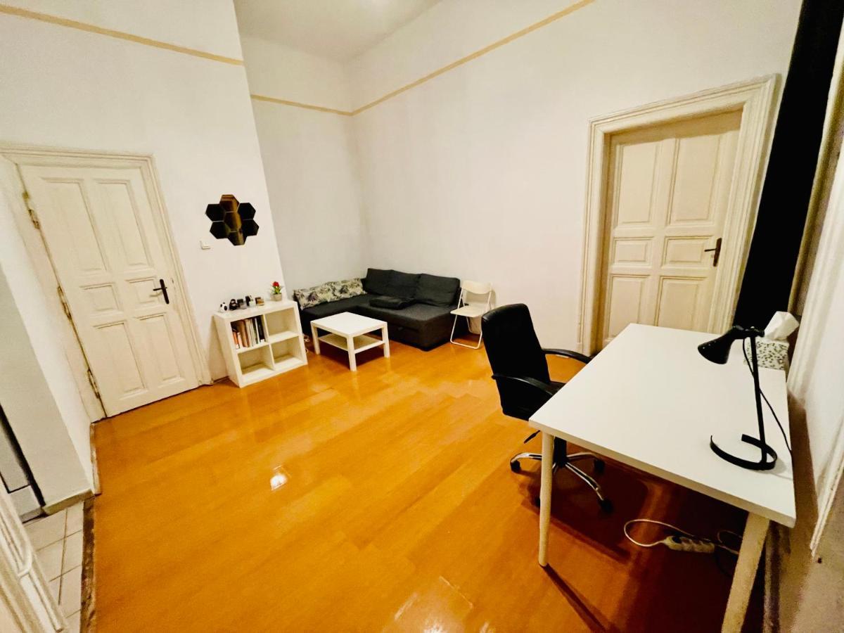 דירות בודפשט Casa Nora Liszt Ferenc Ter מראה חיצוני תמונה